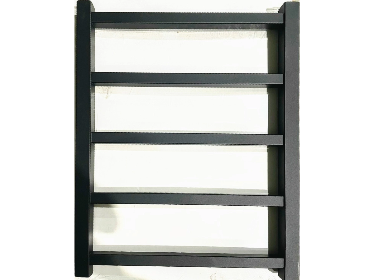 Дизайнерский полотенцесушитель Aerfild Belinda 600x750 mm, negru